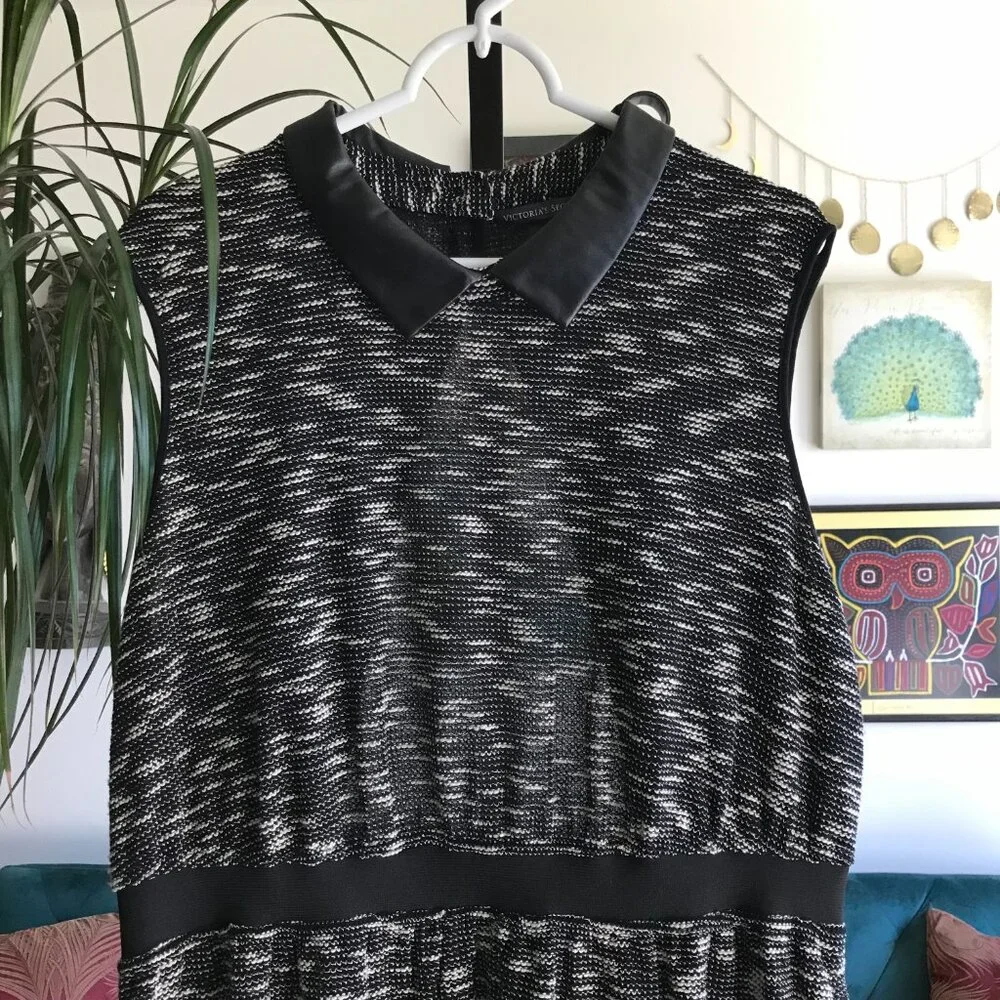 VICTORIA'S SECRET size XL Black & Cream Marled Knit Faux Leather Dress Pockets